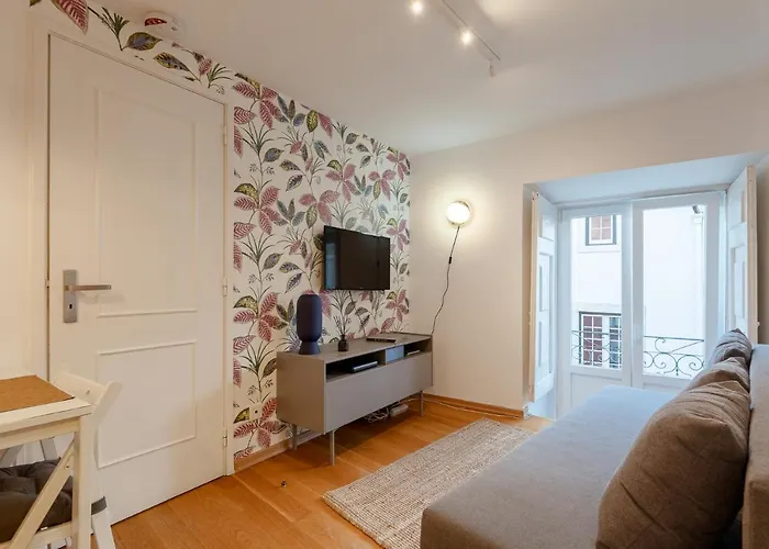 Contemporary Apartment In Chiado 3